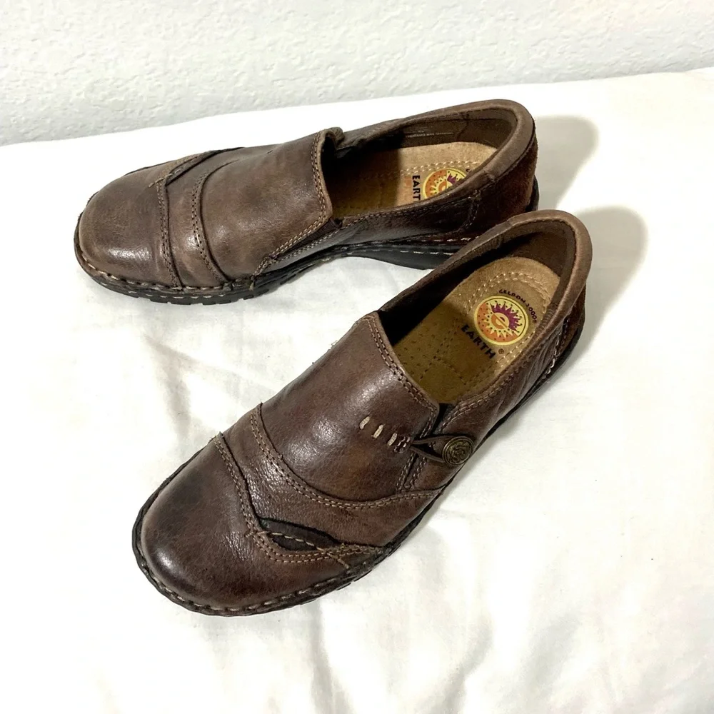 EARTH Spirit Gelron 2000 Brown Leather Losfer Slip On Women’s Shoes. Size 6